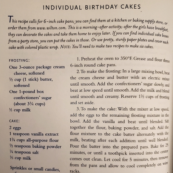 Paula Deen & Friends Southern Style Cookbook. - Picture 12 of 12